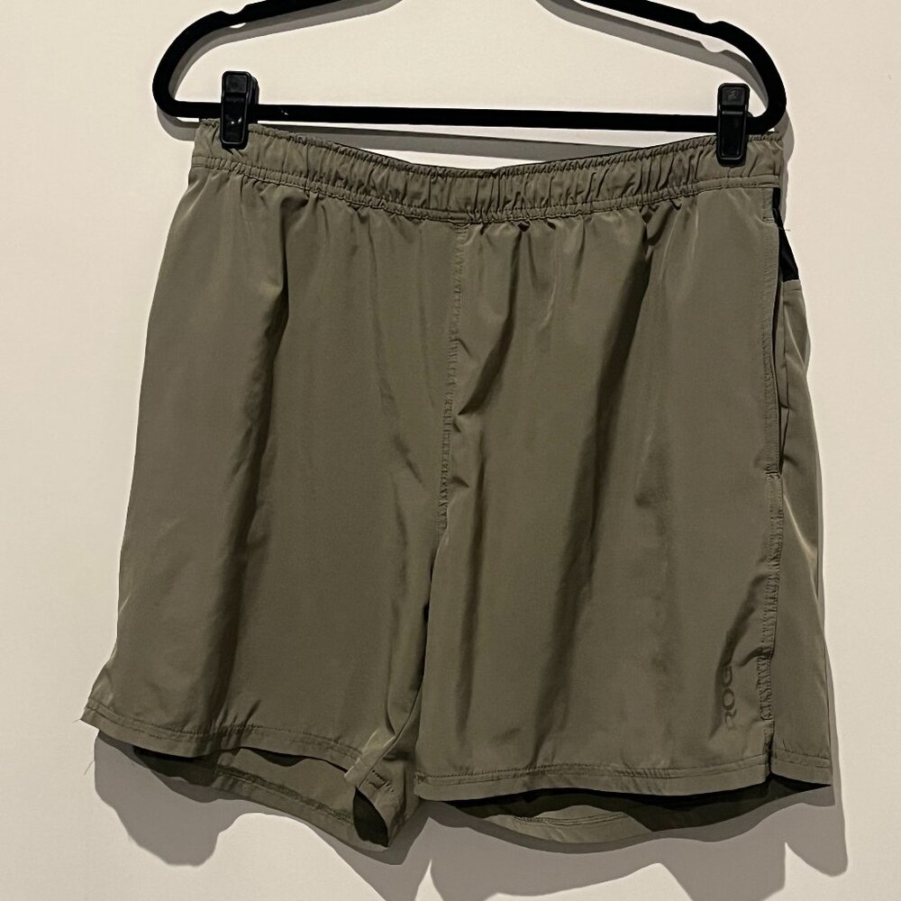 Rogue Men's Shorts, Size XXL, Smoke-Free Home
